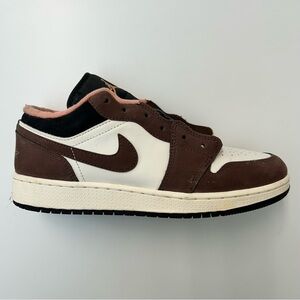 Nike Air Jordan 1 Low Size 7Y Mocha Sneakers